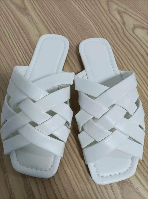 Summer Casual Flat
